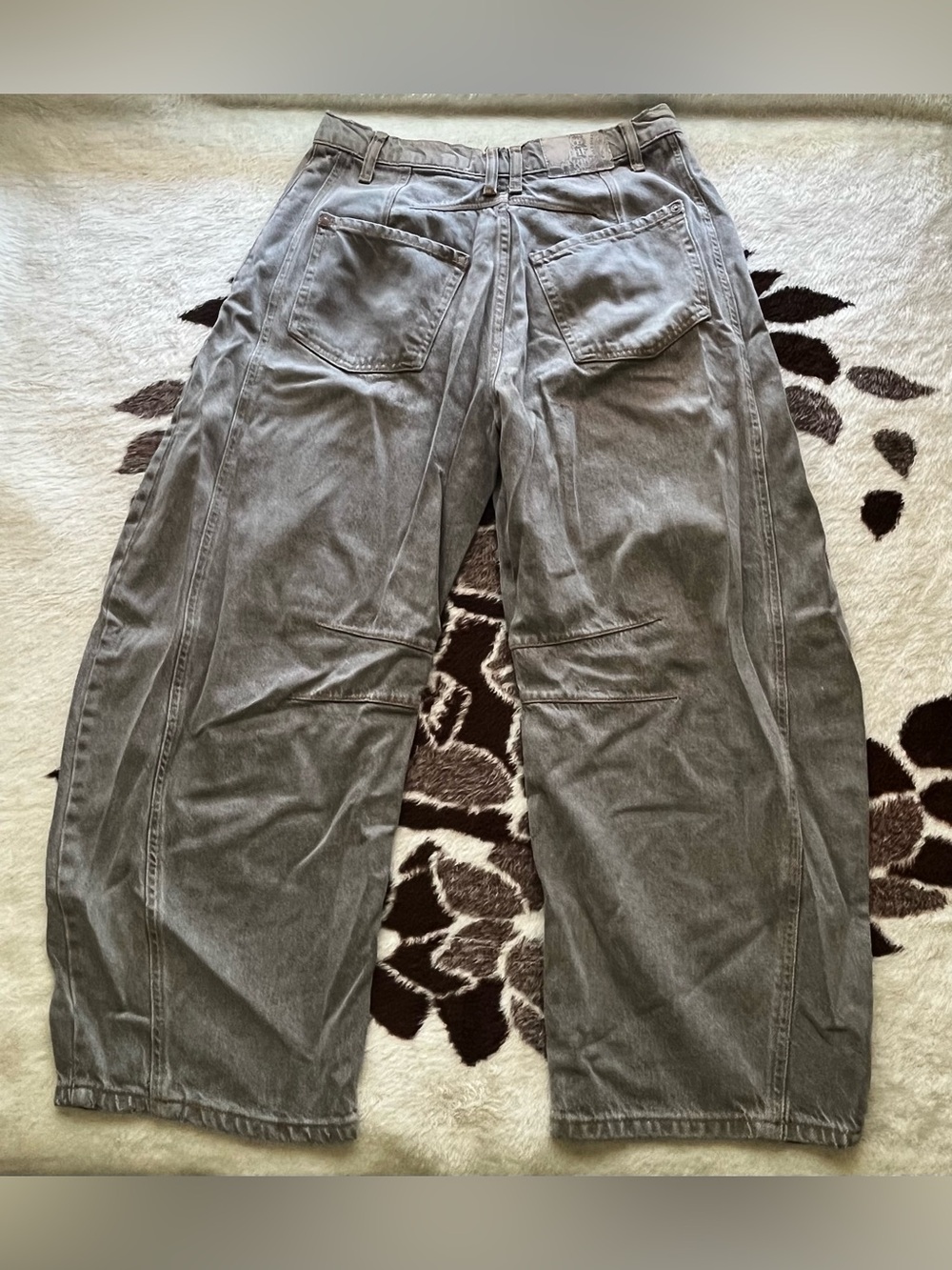 We The Free Barrel Jeans - Picture 4 of 8